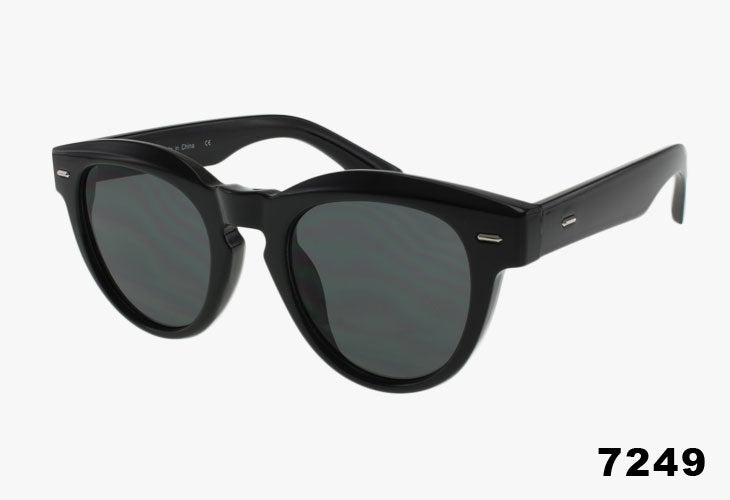 black Thick Round Key Hole Bridge Wholesale Sunglasses