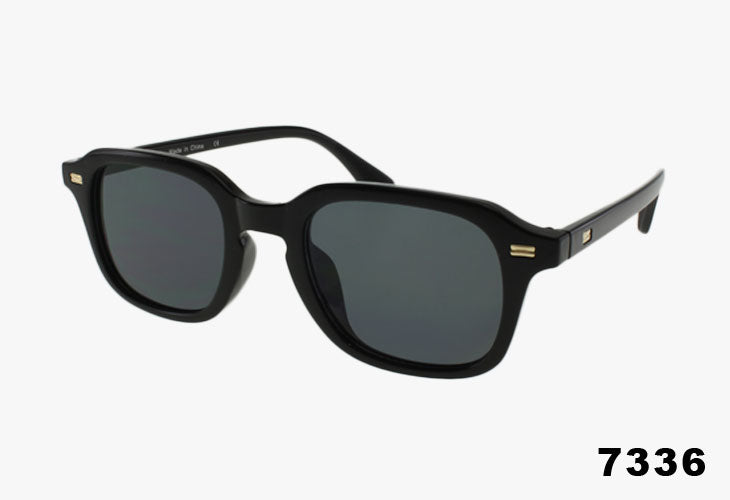Wholesale Fashion Square Keyhole Bridge Sunglasses black