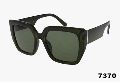 Wholesale Large Fashion Square Frame Sunglasses green frame and green lenses